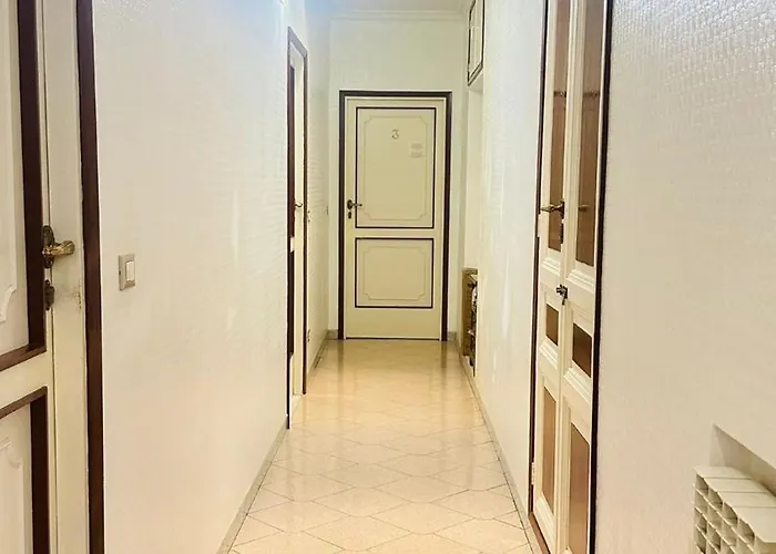 Nahid 3* Rome